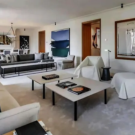 Boutique Apt& Sea View