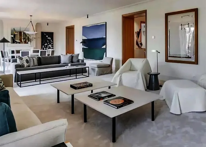 Boutique Apt& Sea View